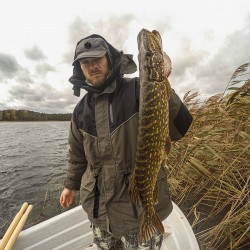 Autumn / Spring fishing hat RAINMAN Storm